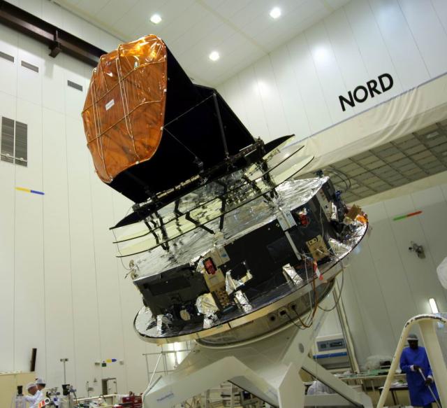 404-Planck coming down for cleaning